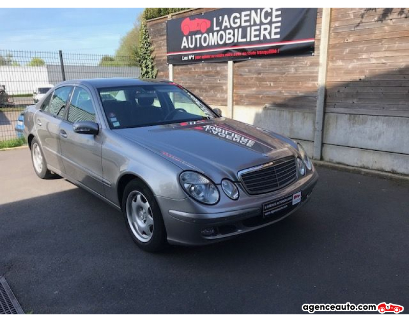Achat voiture occasion, Auto occasion pas cher | Agence Auto Mercedes Classe E 200 CDI CLASSIC BVA Violet Année 2004 Automatique Diesel