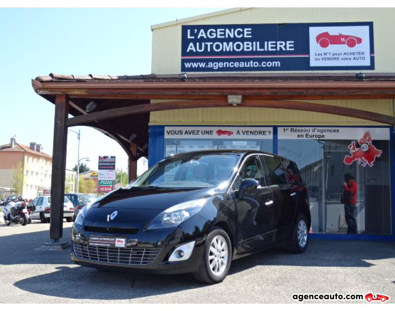 Achat voiture occasion, Auto occasion pas cher | Agence Auto Renault Scenic GRAND SCENIC III 1.9 DCI 130 FAP JADE 7PL Violet Année 2011 Manuelle Essence