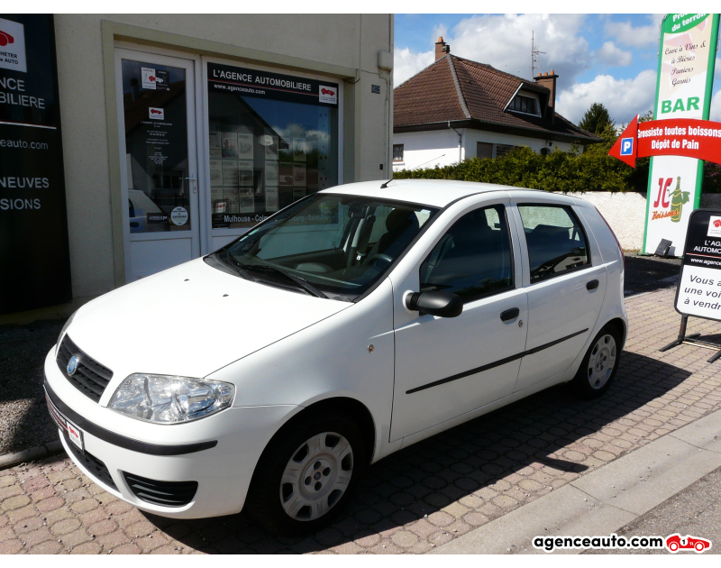 Compra de Carros Usados, Carros Usados Baratos | Auto Immo Fiat Punto 1.3 MULTIJET 70 CULT II 5P Violet Ano 2006 Manuelle Essence