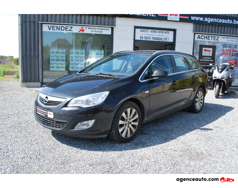 Achat voiture occasion, Auto occasion pas cher | Agence Auto Opel Astra 1.7 CDTi ECOTEC Cosmo DPF Sport tourer Violet Année 2011 Manuelle Essence