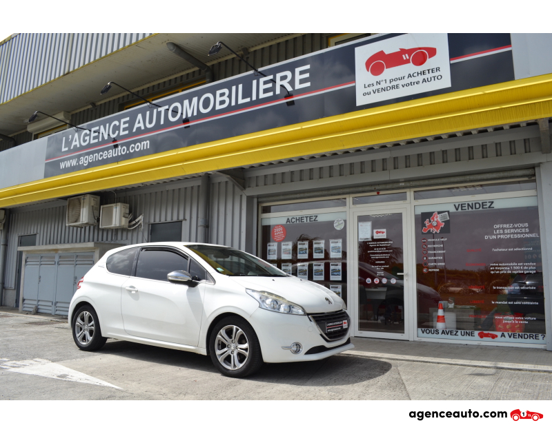 Gebrauchtwagenkauf, Günstige Gebrauchtwagen | Automobilienagentur Peugeot 208 1.6 VTi 120ch BVM5 / Allure Violet Jahr 2013 Manuelle Essence