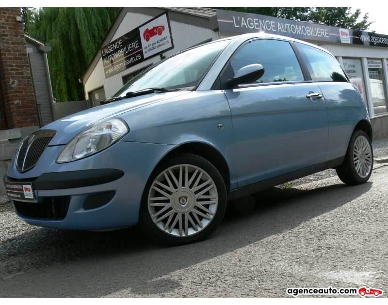 Achat voiture occasion, Auto occasion pas cher | Agence Auto Lancia Ypsilon 1.3 JTD 69 CH 5V Violet Année 2007 Manuelle Essence