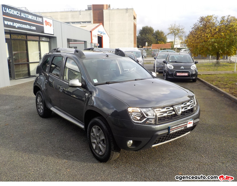 Achat voiture occasion, Auto occasion pas cher | Agence Auto Dacia Duster 1.5 dCi 110ch Prestige 4X2 Violet Année 2015 Manuelle Diesel
