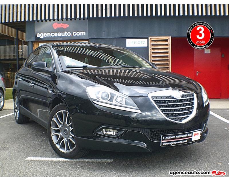 Compra de Coches Usados, Coches Usados Baratos %'|'% Agence Auto Lancia Delta 1.6 JTDm 120 ch Gold Cuir GPS Violet Año 2012 Manuelle Diesel