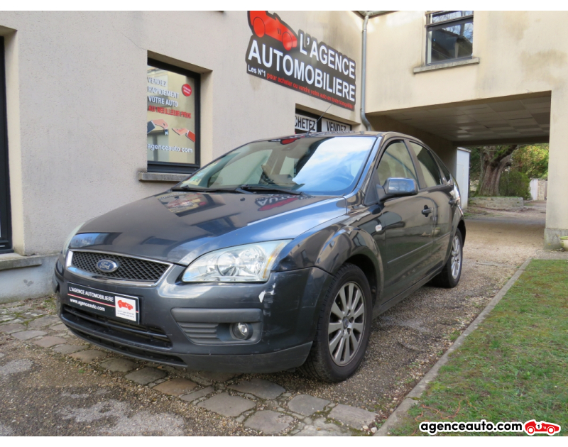 Aankoop Gebruikte Auto, Goedkope Gebruikte Auto | Agence Auto Ford Focus ghia 1.8 tdci 115 cv Violet Jaar 2007 Manuelle Diesel
