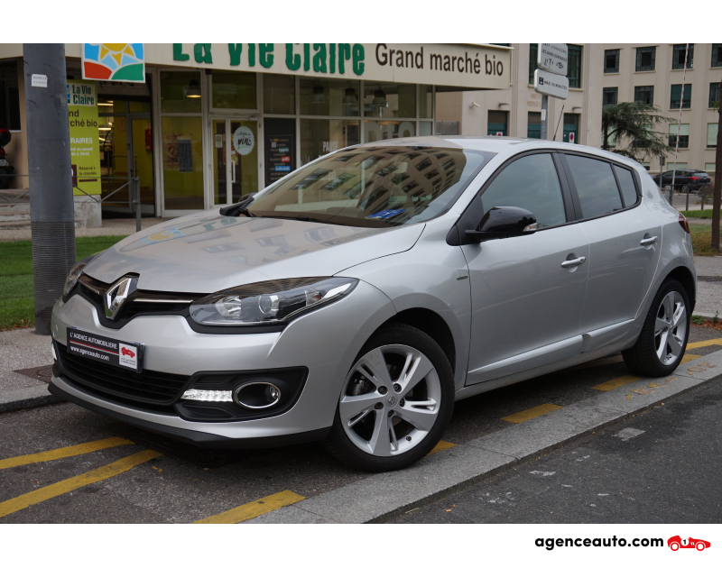 Achat voiture occasion, Auto occasion pas cher | Agence Auto Renault Megane III Tce 115 Energy LIMITED éco² 1ère Main 36800km Violet Année 2015 Manuelle Essence