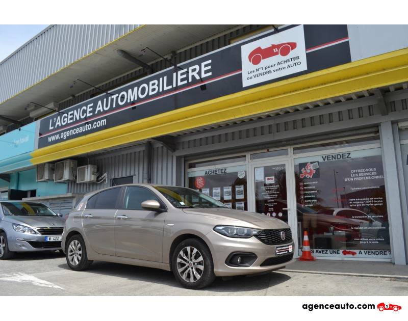 Achat voiture occasion, Auto occasion pas cher | Agence Auto Fiat Tipo 1.4 95ch Easy 5p Violet Année 2018 Manuelle Essence