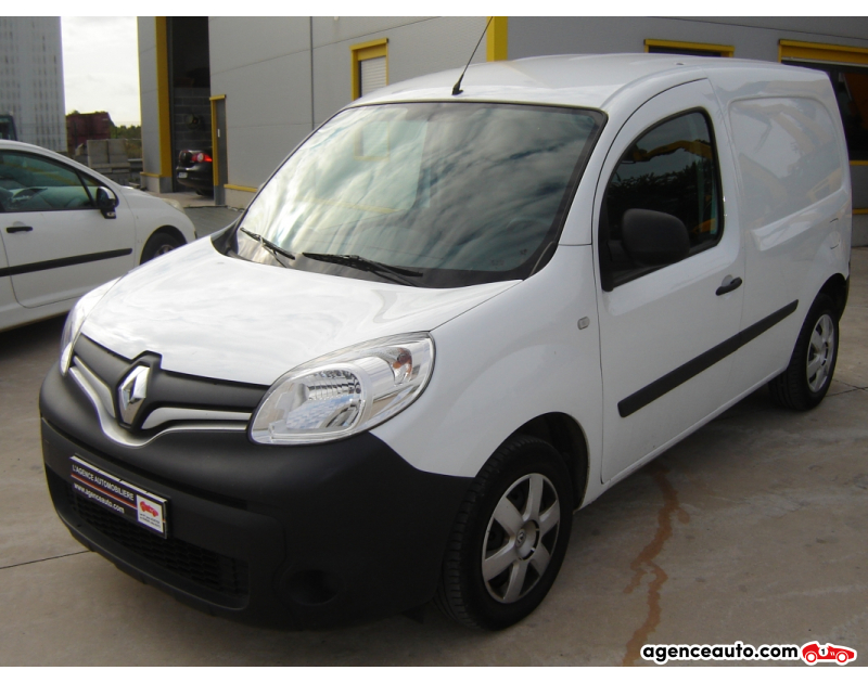 Achat voiture occasion, Auto occasion pas cher | Agence Auto Renault Kangoo EXTRA DCI 90 CV R LINK Violet Année 2017 Manuelle Diesel