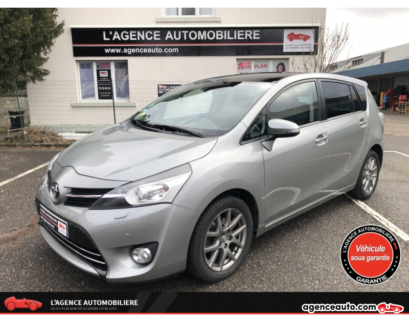 Achat voiture occasion, Auto occasion pas cher | Agence Auto Toyota Verso 2.0 D-4D 124 Style GPS Cam Violet Année 2013 Manuelle Diesel