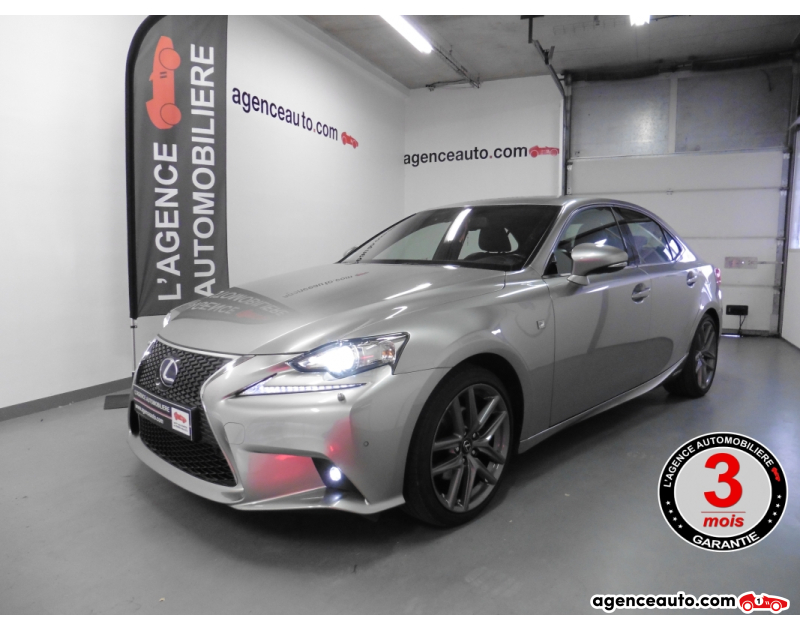 Achat voiture occasion, Auto occasion pas cher | Agence Auto Lexus IS 300 HYBRID 223H 180 F-SPORT BVA Violet Année 2016 Automatique Hybride