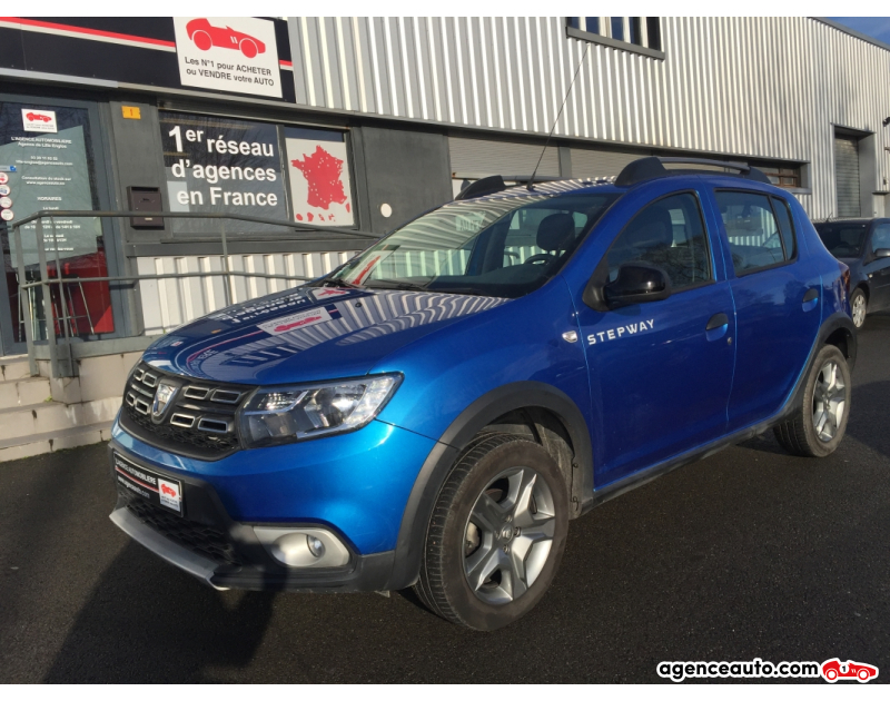 Achat voiture occasion, Auto occasion pas cher | Agence Auto Dacia Sandero 0.9 TCE 90 CH GPL STEPWAY Violet Année 2018 Manuelle GPL