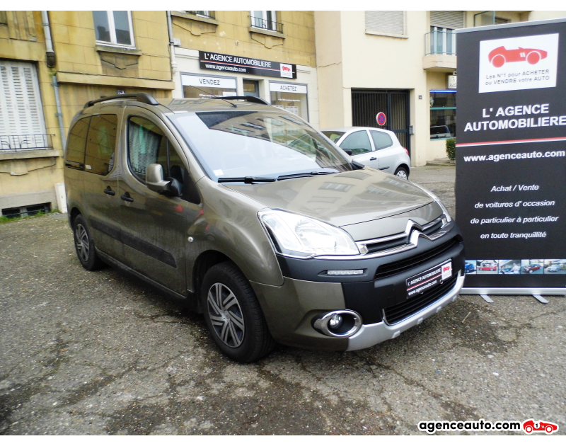 Aankoop Gebruikte Auto, Goedkope Gebruikte Auto | Agence Auto Citroen Berlingo XTR Violet Jaar 2014 Manuelle Essence