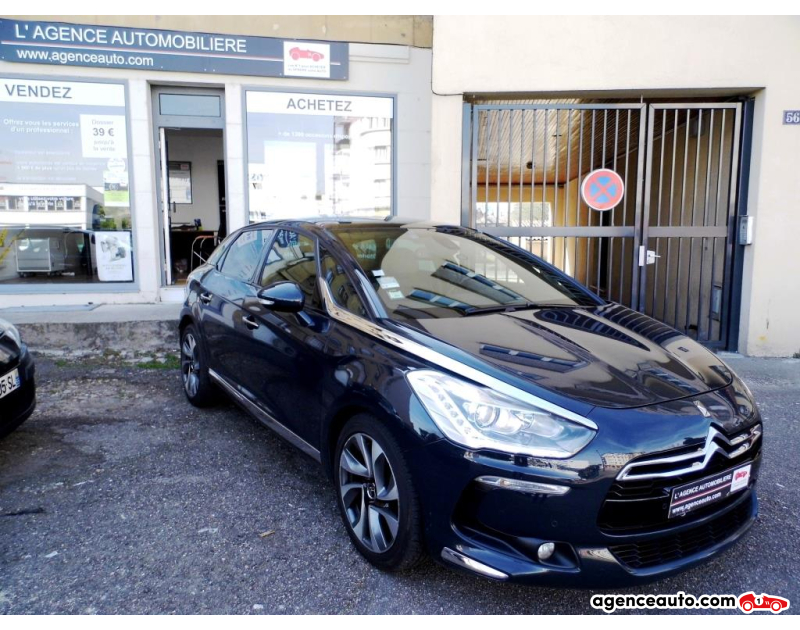 Achat voiture occasion, Auto occasion pas cher | Agence Auto DS DS 5 SO-CHIC Violet Année 2012 Automatique Essence