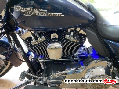 Harley Davidson Street glide — 20