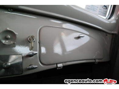 Citroen Traction/15 — 14