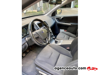 Volvo XC60 — 12