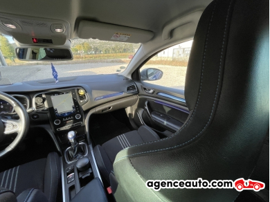 Renault Megane — 12