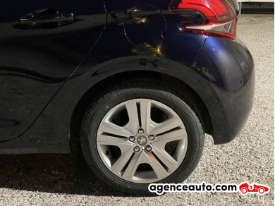 Peugeot 208 — 16