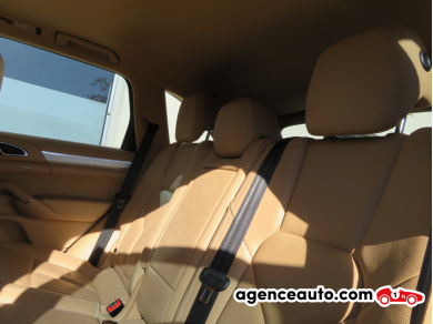 Porsche Cayenne — 18