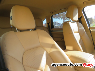 Porsche Cayenne — 14