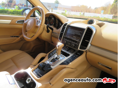 Porsche Cayenne — 11