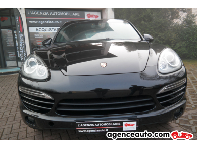 Porsche Cayenne — 12