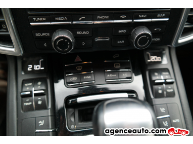 Porsche Cayenne — 26