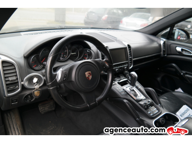 Porsche Cayenne — 24