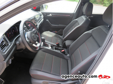 Volkswagen T-roc — 10