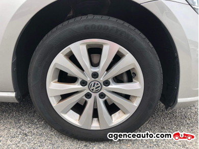 Volkswagen Golf — 19