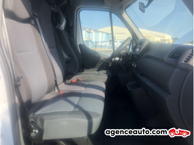 Renault Master — 12