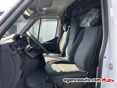 Renault Master — 10