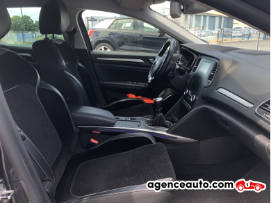 Renault Megane — 14