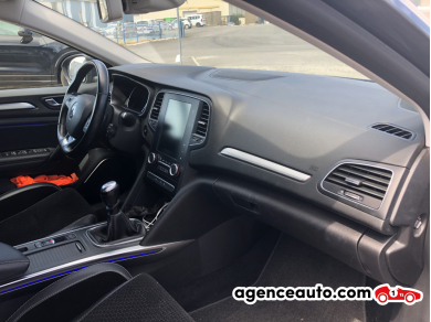 Renault Megane — 11