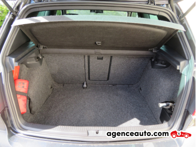 Volkswagen Golf — 17