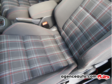 Volkswagen Golf — 29