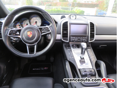 Porsche Cayenne — 11