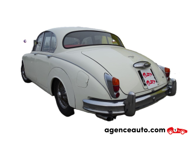 Jaguar MK2 — 23