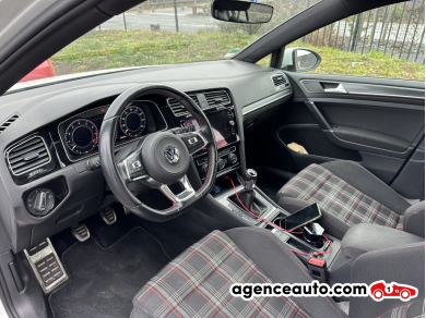 Volkswagen Golf — 10