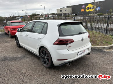 Volkswagen Golf — 5