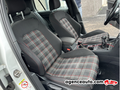 Volkswagen Golf — 13