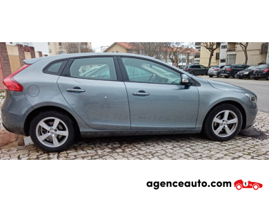 Volvo V40 — 4