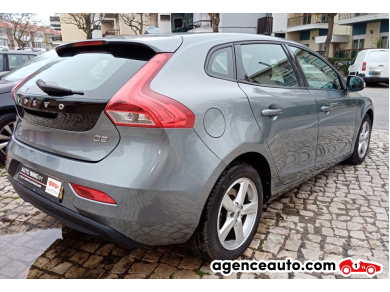 Volvo V40 — 2