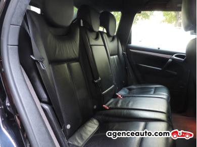Porsche Cayenne — 11