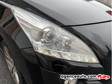 Peugeot 3008 HYbrid4 — 31