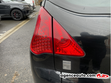 Peugeot 3008 HYbrid4 — 26