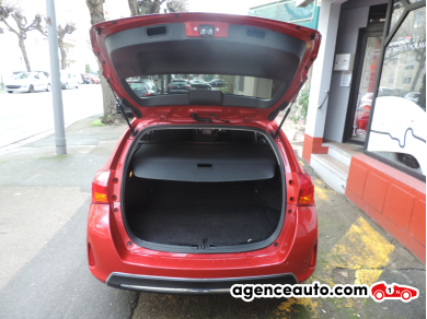 Toyota Auris Touring Sport — 8