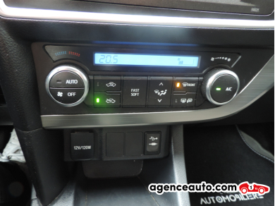Toyota Auris Touring Sport — 23