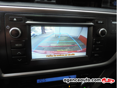 Toyota Auris Touring Sport — 26