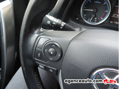 Toyota Auris Touring Sport — 28